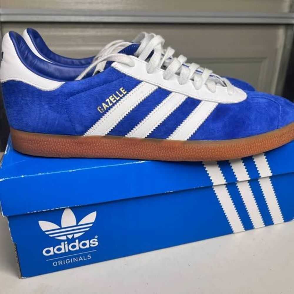 adidas Gazelle Blue Suede sneakers size 10.5 men  New